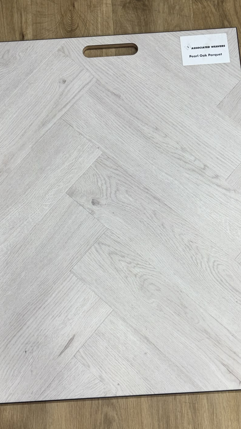 Invictus Dryback 55 — Pearl Oak (Parquet Herringbone)