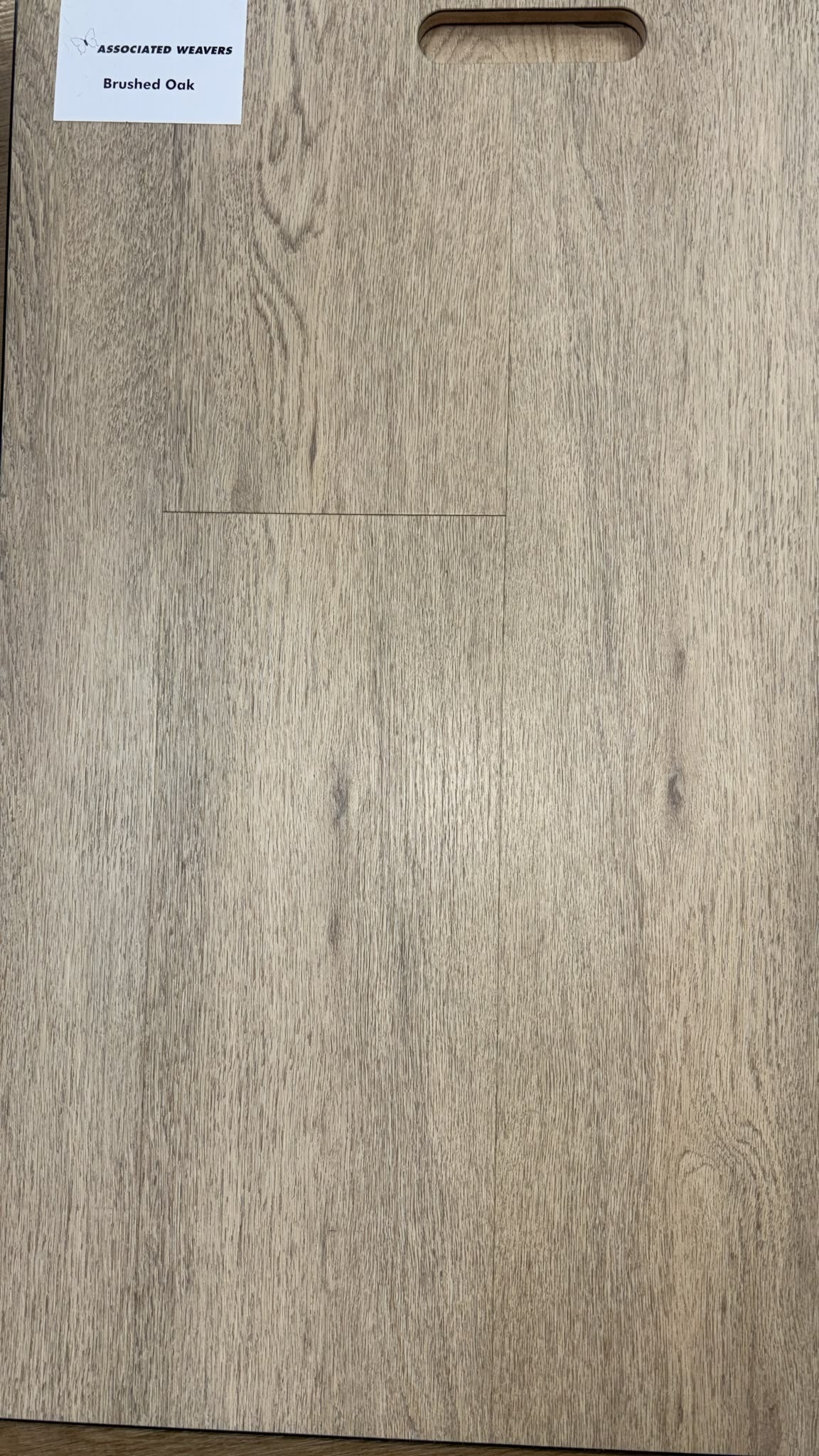 Invictus Dryback 55 — Brushed Oak (Plank)