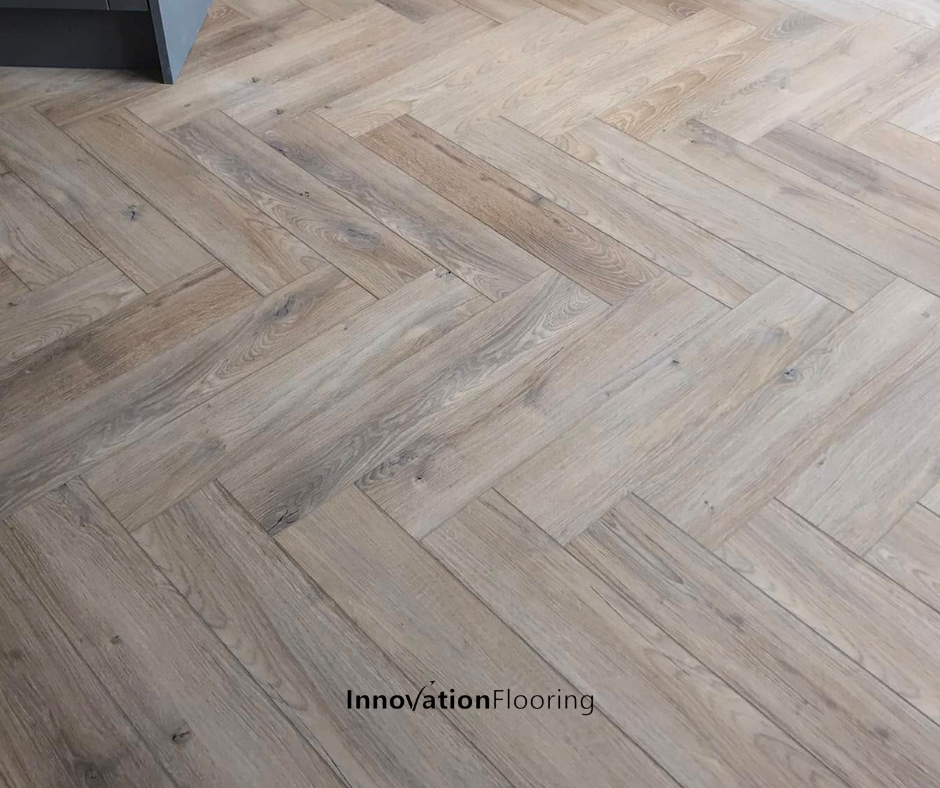 Sunkissed Oak 5.0mm Herringbone Waterproof Click Vinyl