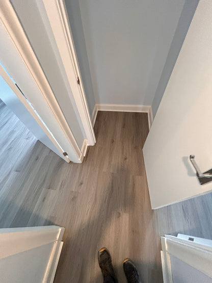 Smokey Oak  5.5mm Herringbone Waterproof Click Vinyl