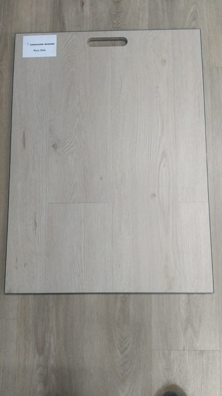 Invictus Dryback 55 — Pure Oak (Plank)
