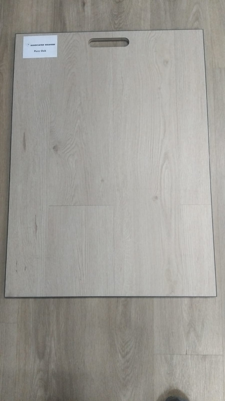 Invictus Dryback 55 — Pure Oak (Plank)