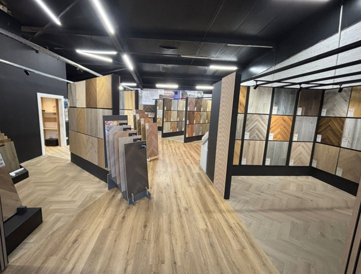 Invictus Dryback 55 — American Oak (Plank)
