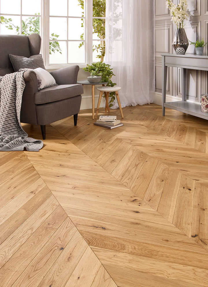Signature Rustic Oak Collection – Pallet Special