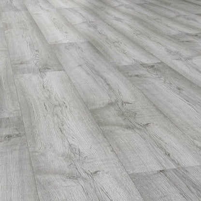 Wroxton 12mm Straight Laminate